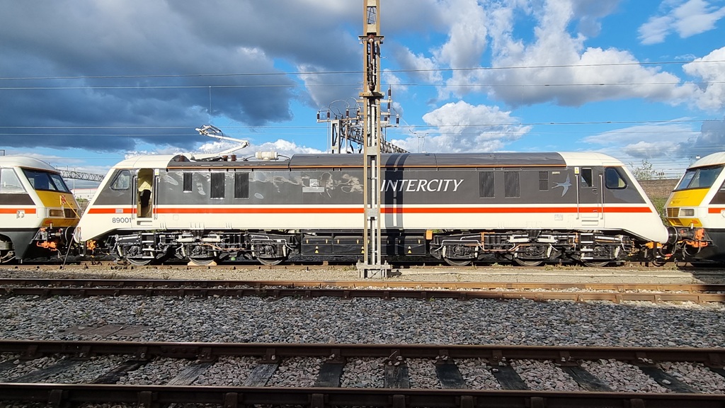 89001 undergoing static electrical tests at Crewe